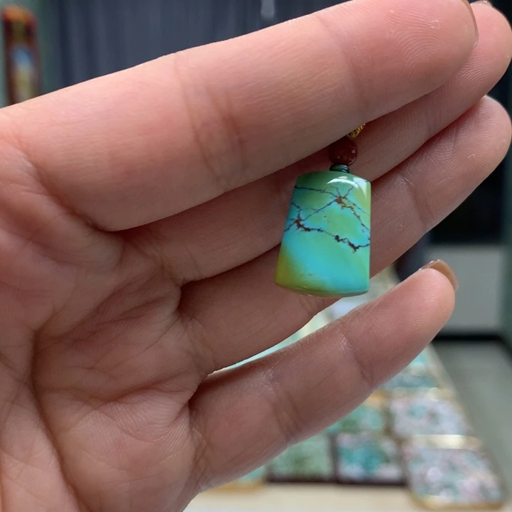 绿松石未镶嵌配饰