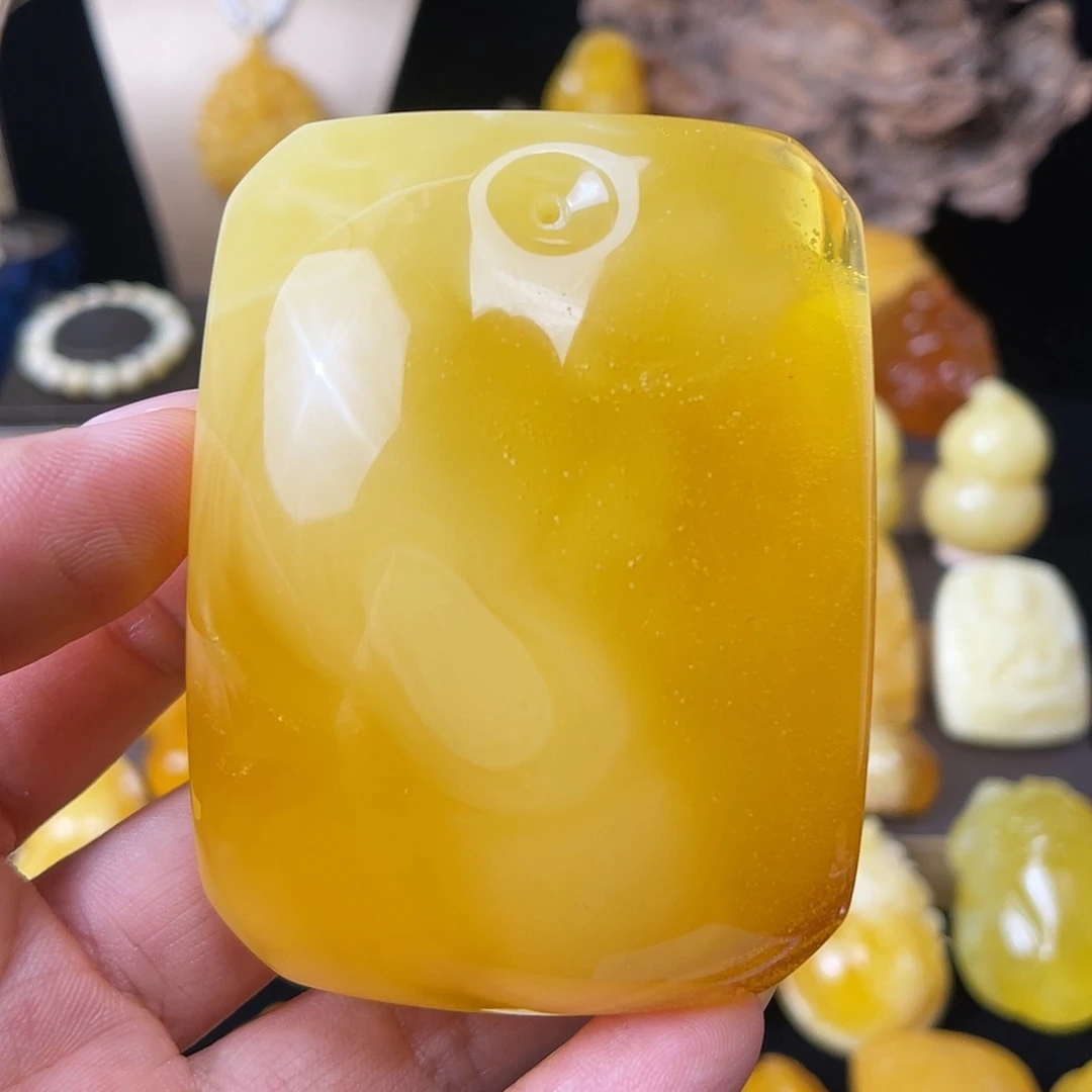 琥珀未镶嵌珠宝奇石