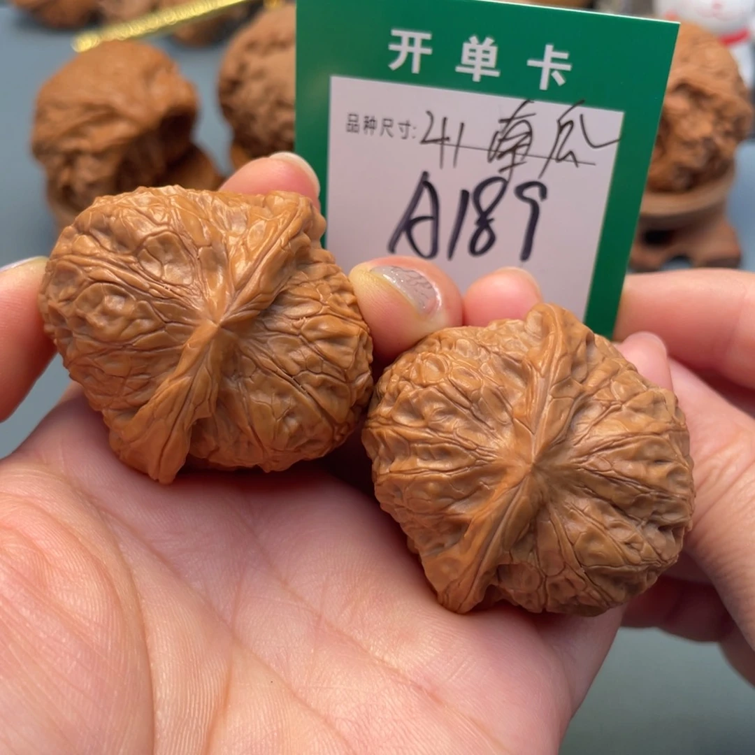 吊坠桃核文玩核桃