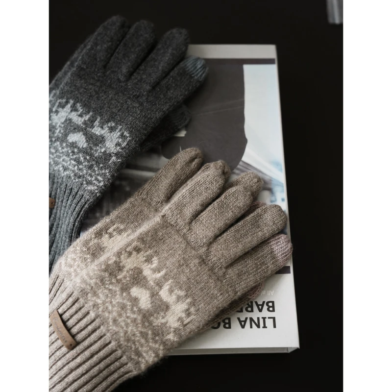 BAYBERYL老贝费尔岛提花针织连指复古秋冬羊绒手套DD5I1602-10/26