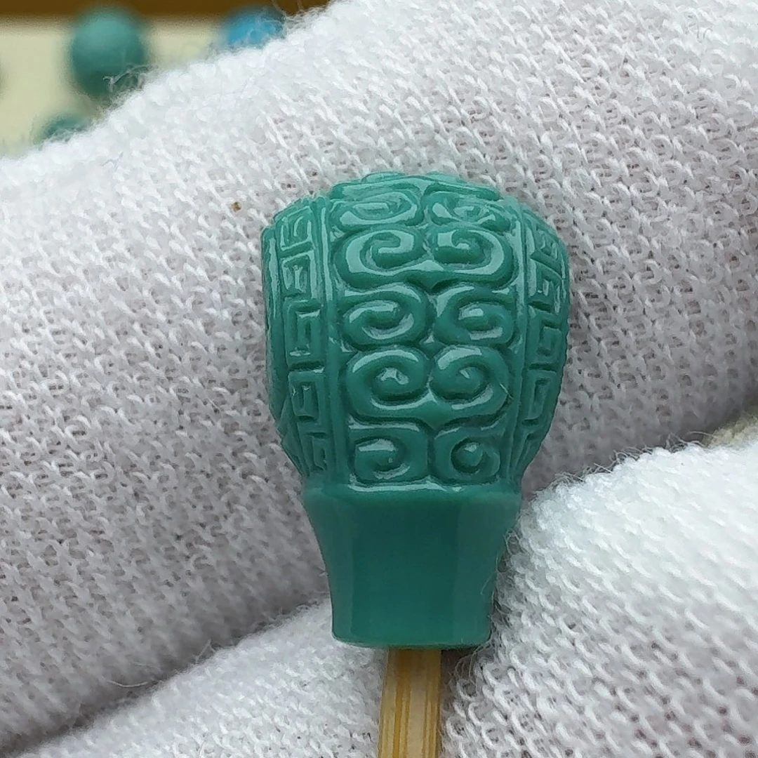 绿松石未镶嵌回纹三通8.7