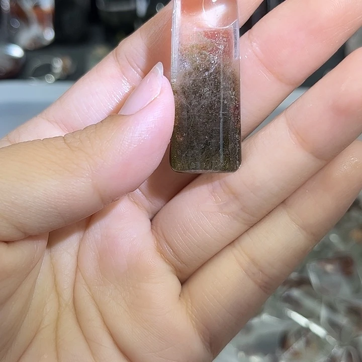 未镶嵌吊坠(赠链)水晶