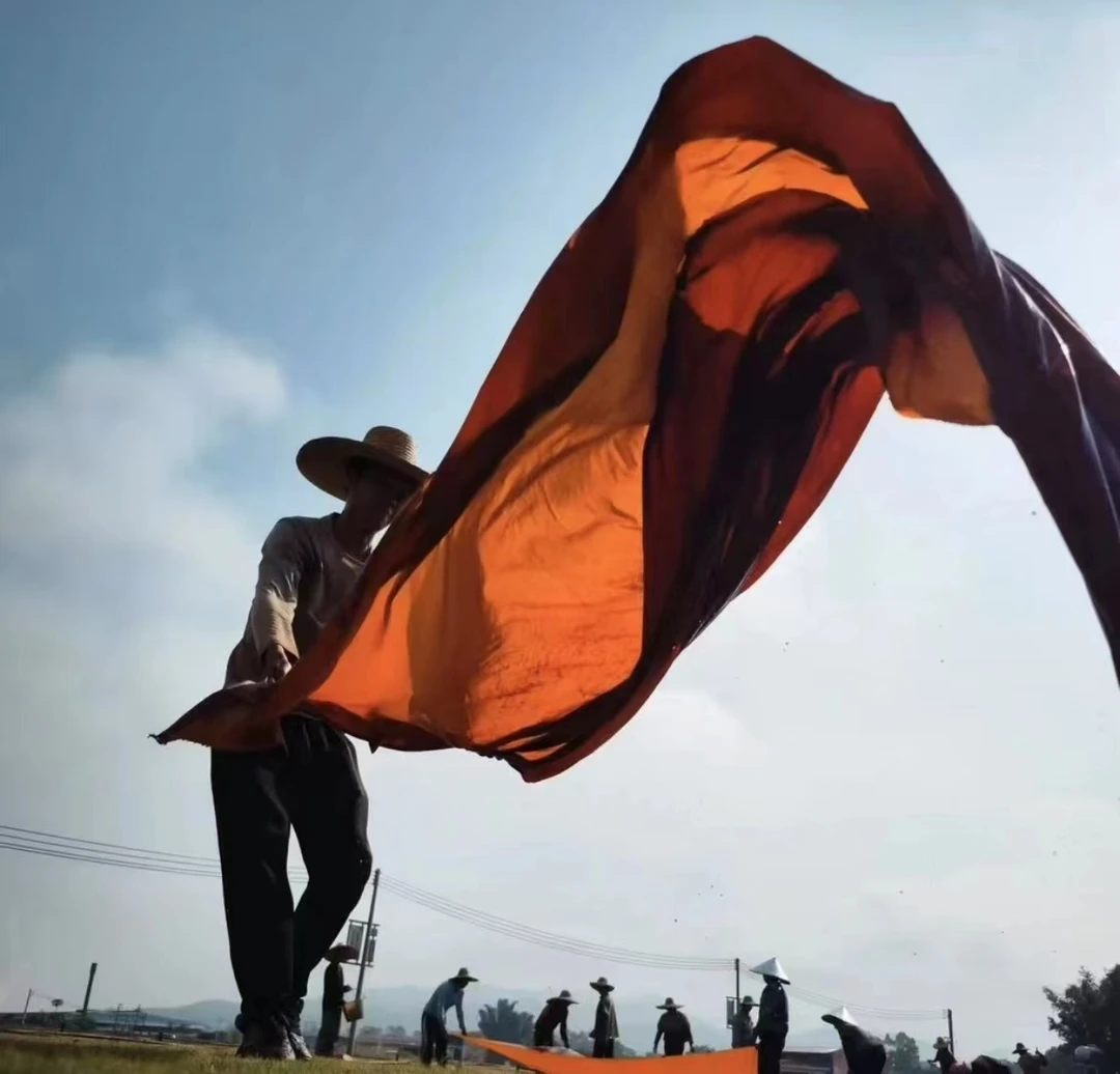 （雅致丝绸）薯莨真丝香云纱 皮子 花萝 龟裂纹