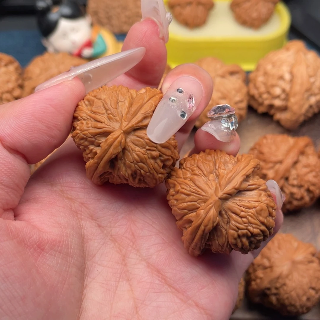 文玩核桃吊坠全品，手捻球白35