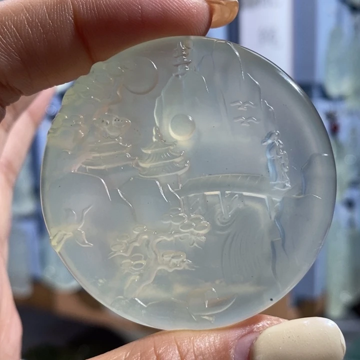 岫玉未镶嵌颈饰吊坠