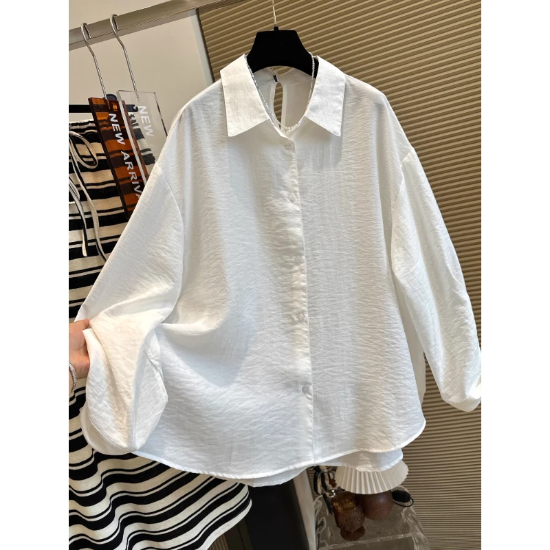 文艺白色休闲风翻领长袖时尚防晒服女式排扣衬衫宽松百搭叠穿小衫