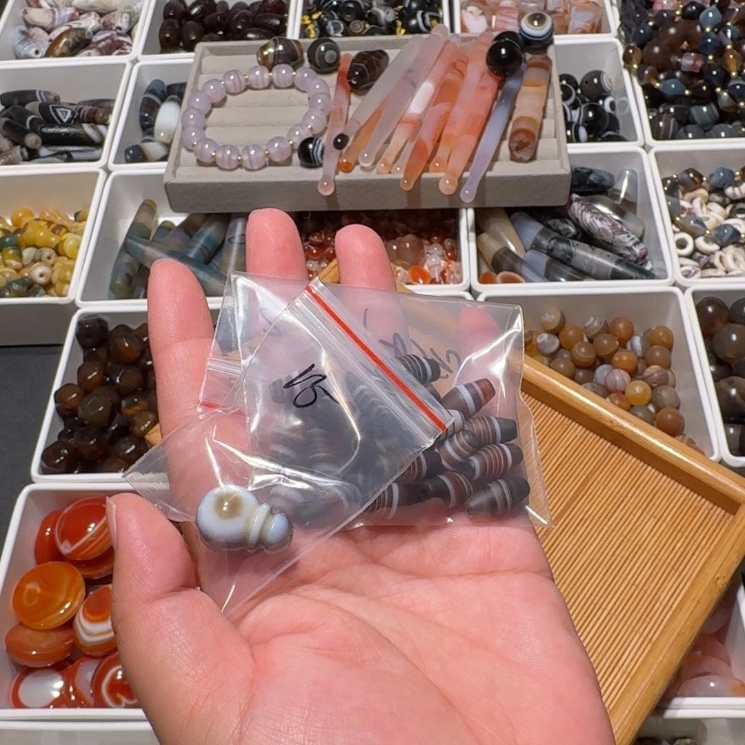 未镶嵌玛瑙/玉髓珠宝半成品