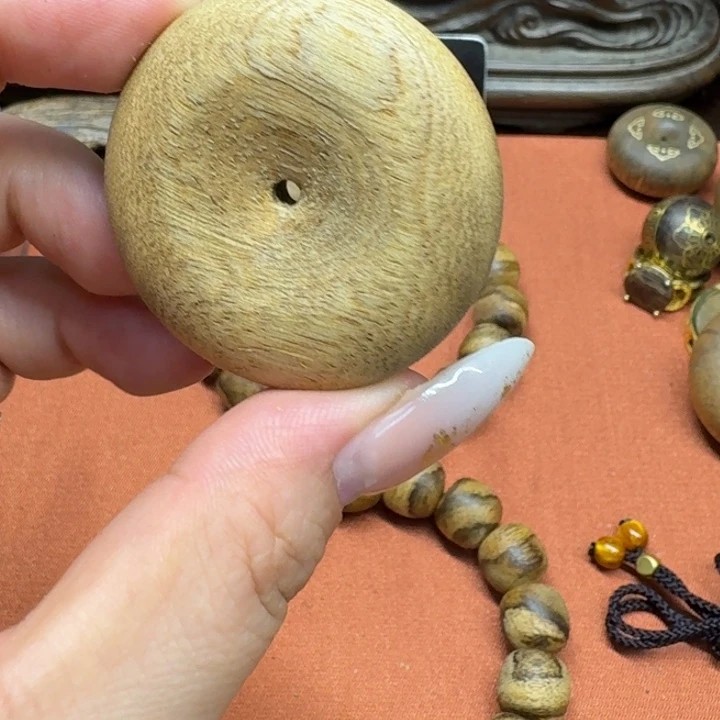 大叶紫檀（黑酸枝木类）