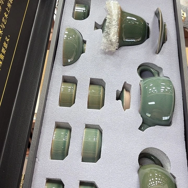 孤品茶具套装等。