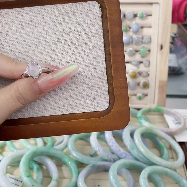 翡翠未镶嵌颈饰天然翡翠Ａ货