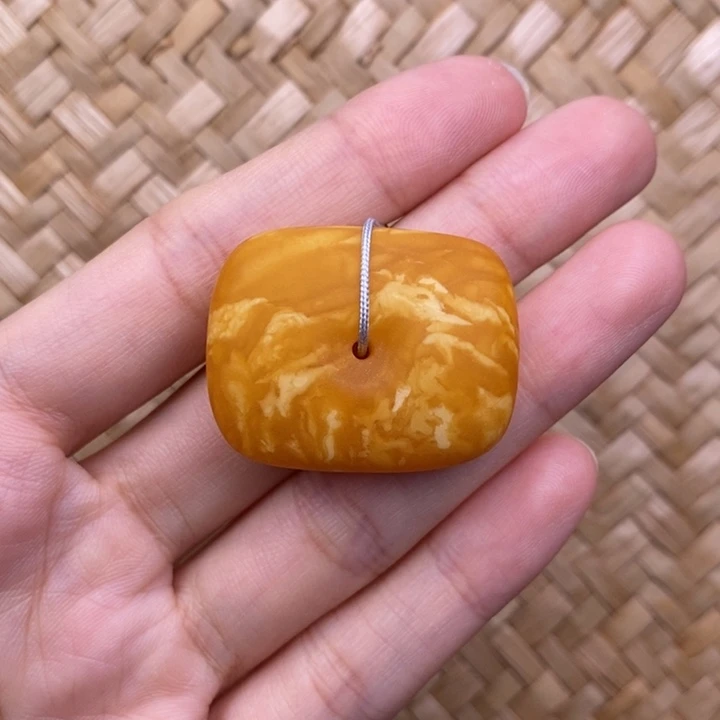 琥珀未镶嵌裸石蜜蜡M
