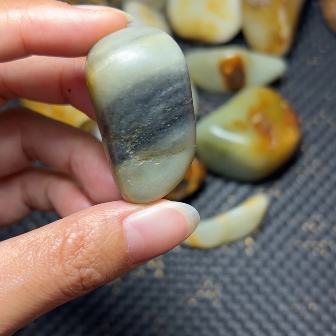 未镶嵌和田玉挂件82