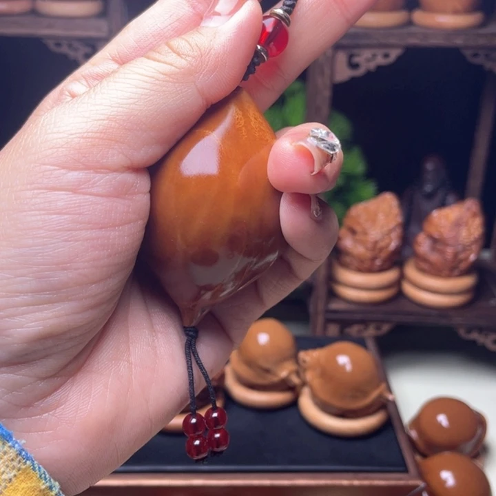 吊坠橄榄核单面一线天单籽3.5