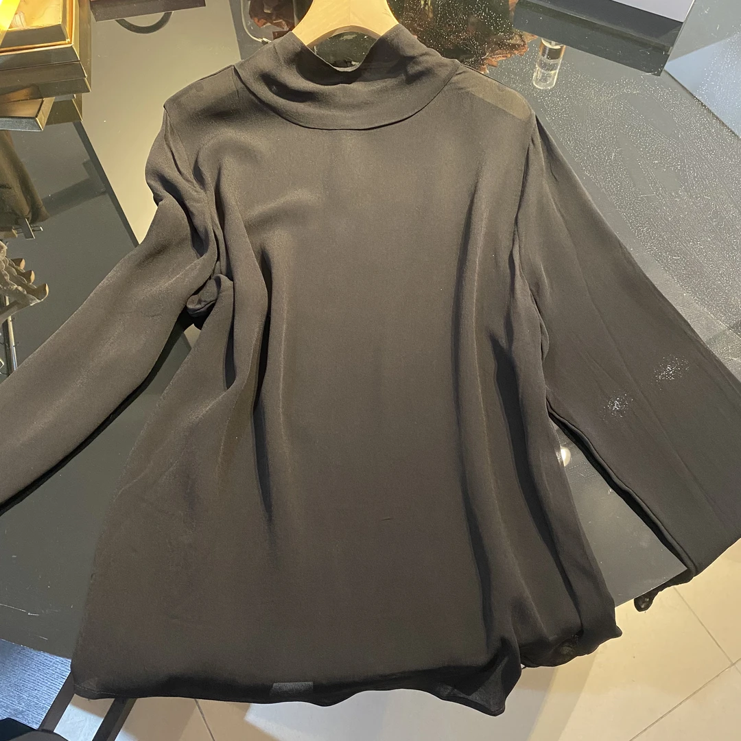 真丝上衣柔软细腻舒适宽松春夏薄款小衫