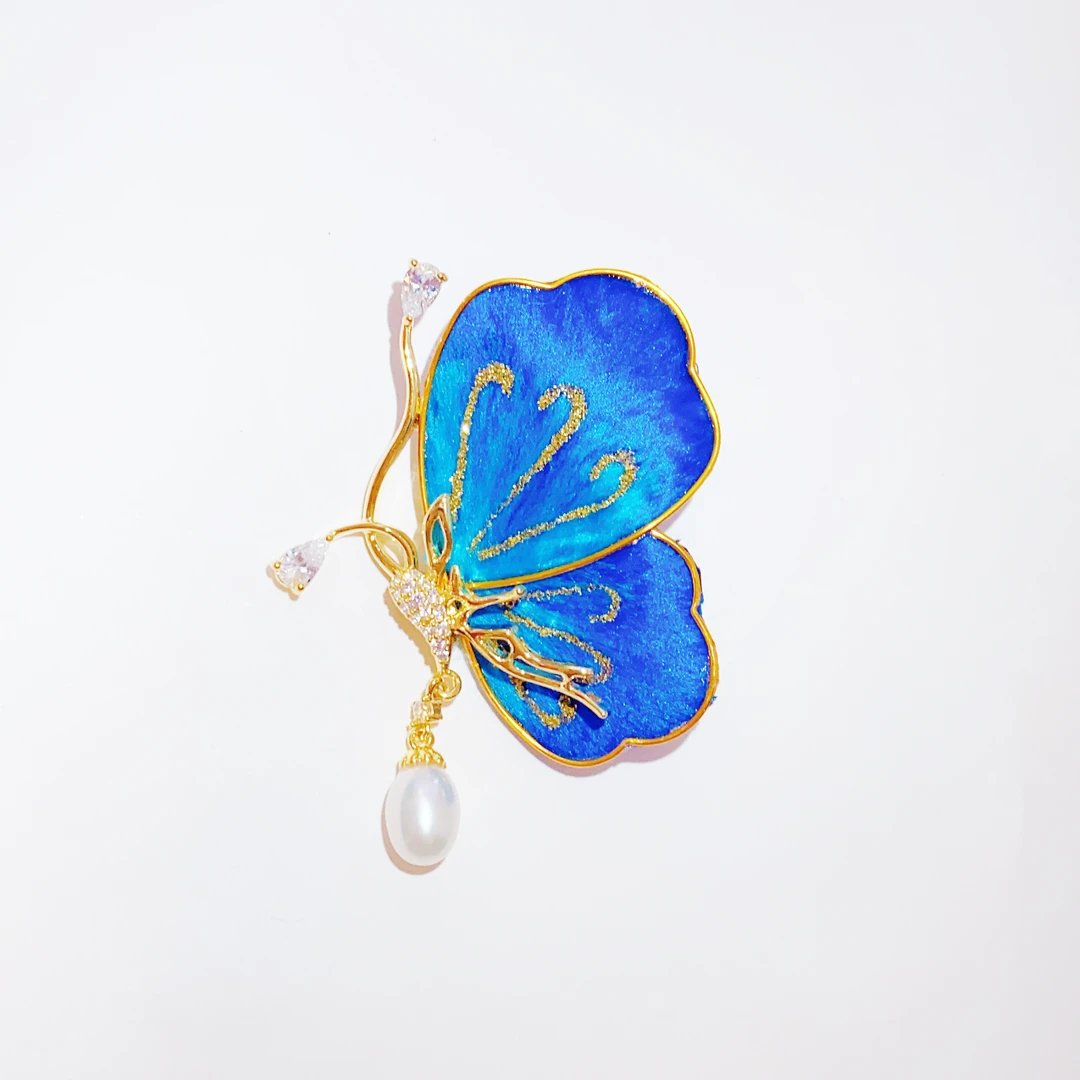 kasiya/卡思雅 铜合金布艺胸针 优雅气质绒花蝴蝶吊珠胸针