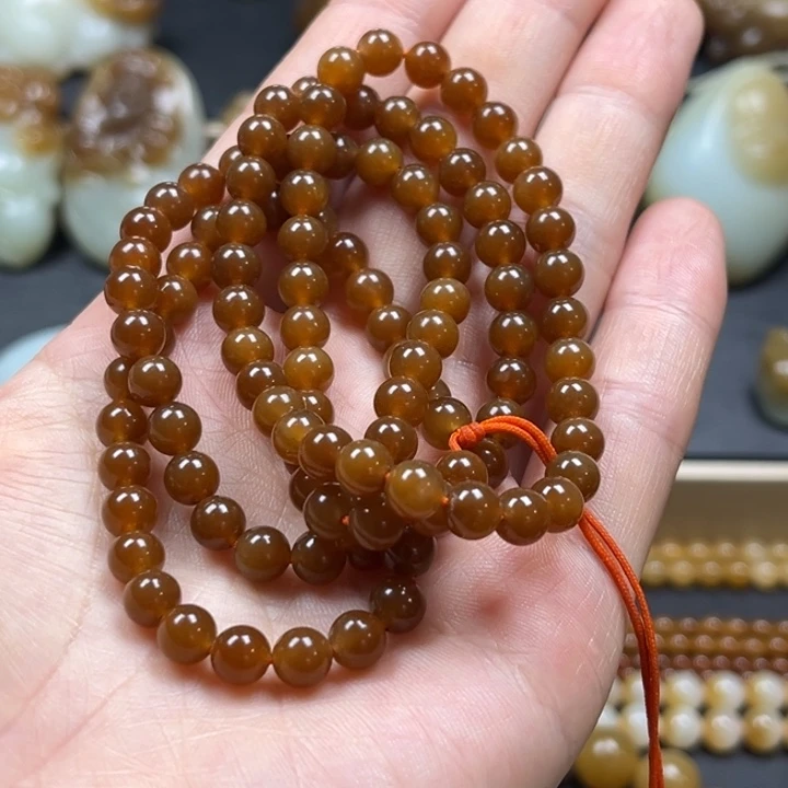 玉***好和田玉（糖玉）未镶嵌颈饰