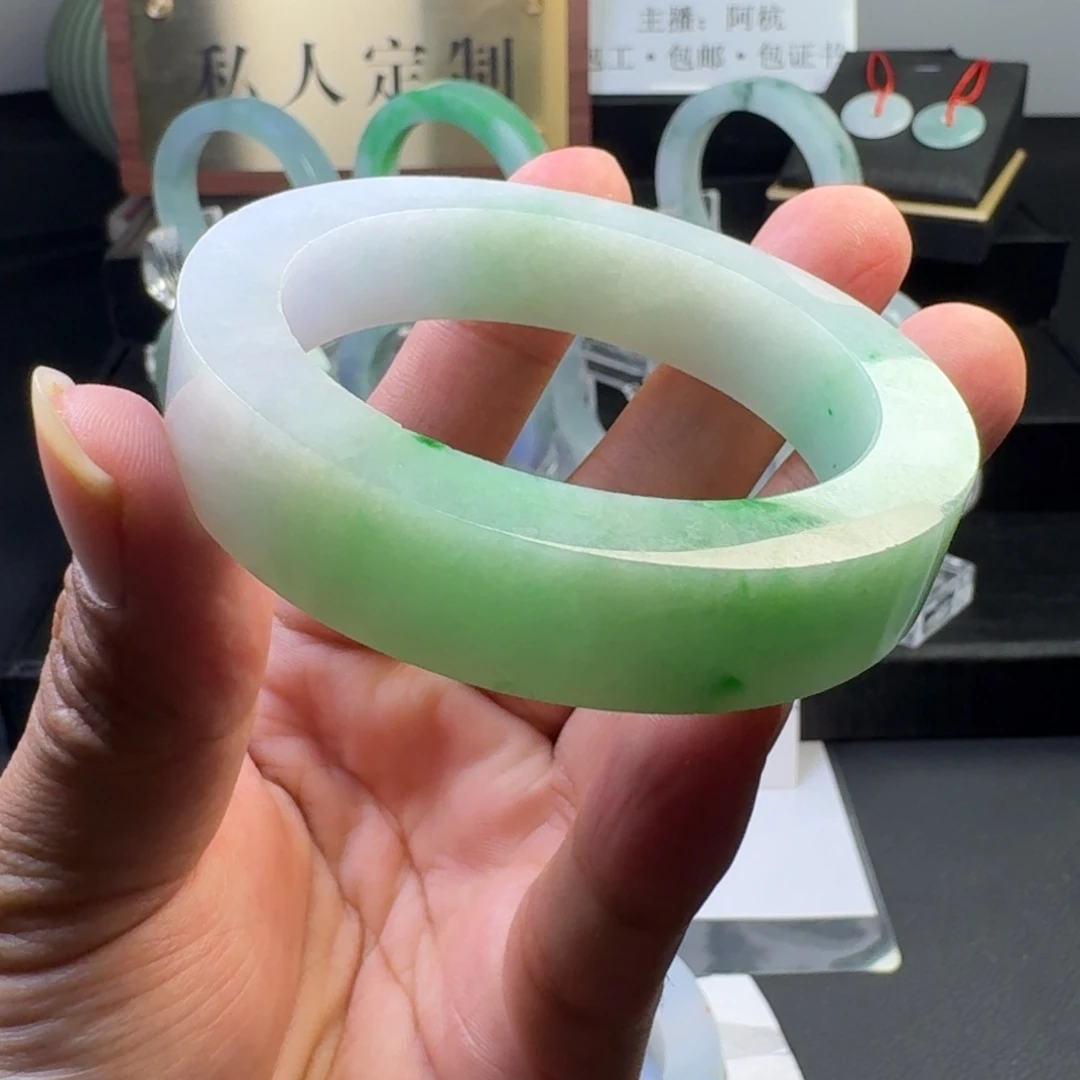 定制翡翠未镶嵌多样性