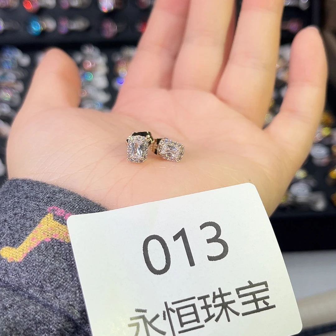 莫桑石非金属013孤品