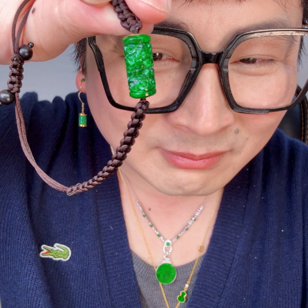 翡翠颈饰18K金镶嵌一个