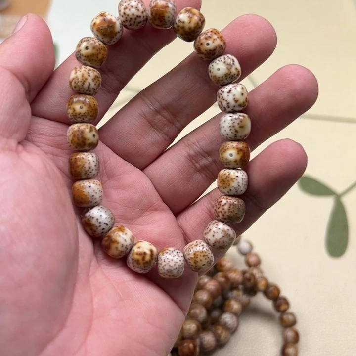 吊坠白玉菩提黄色3636