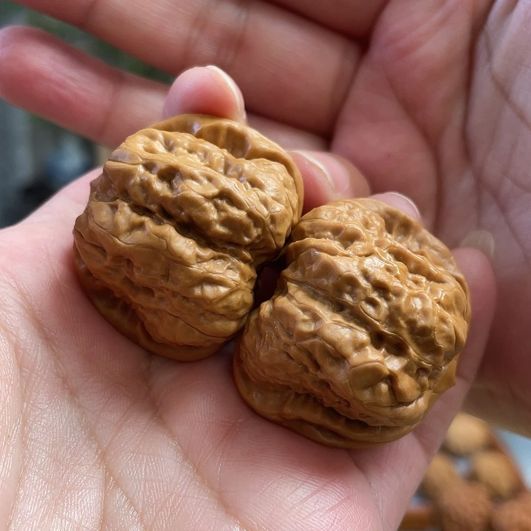 桃核把件37×36尺怀柔红皮蛤蟆头CN0959已打底