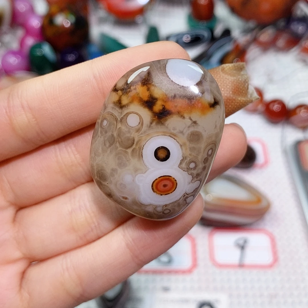 清***客玛瑙/玉髓未镶嵌珠宝奇石