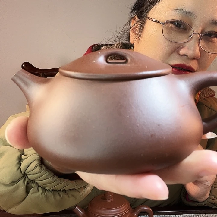 底槽青茶壶人****。作品欣赏
