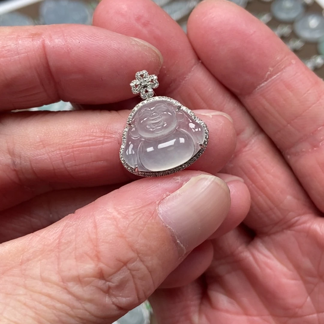 翡翠颈饰18K金镶嵌佛公