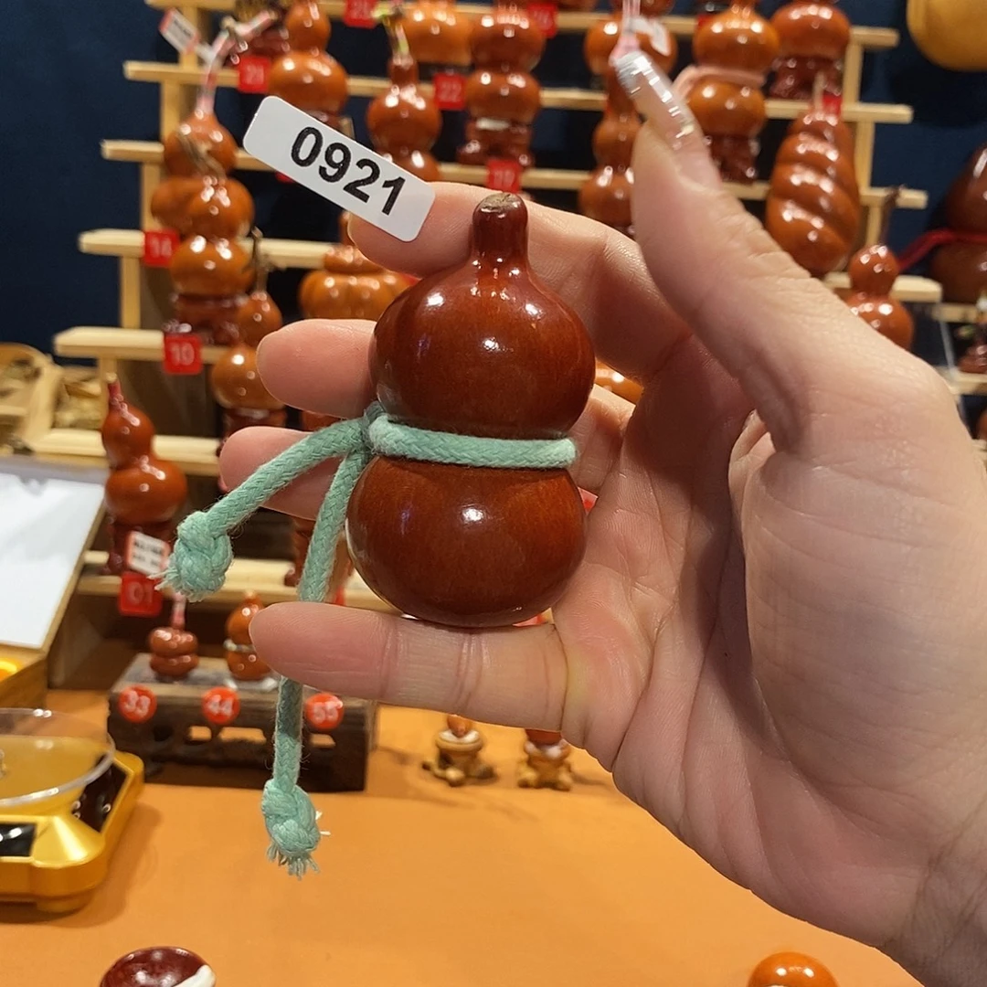 黄****葫芦葫芦葫芦葫芦芳0921