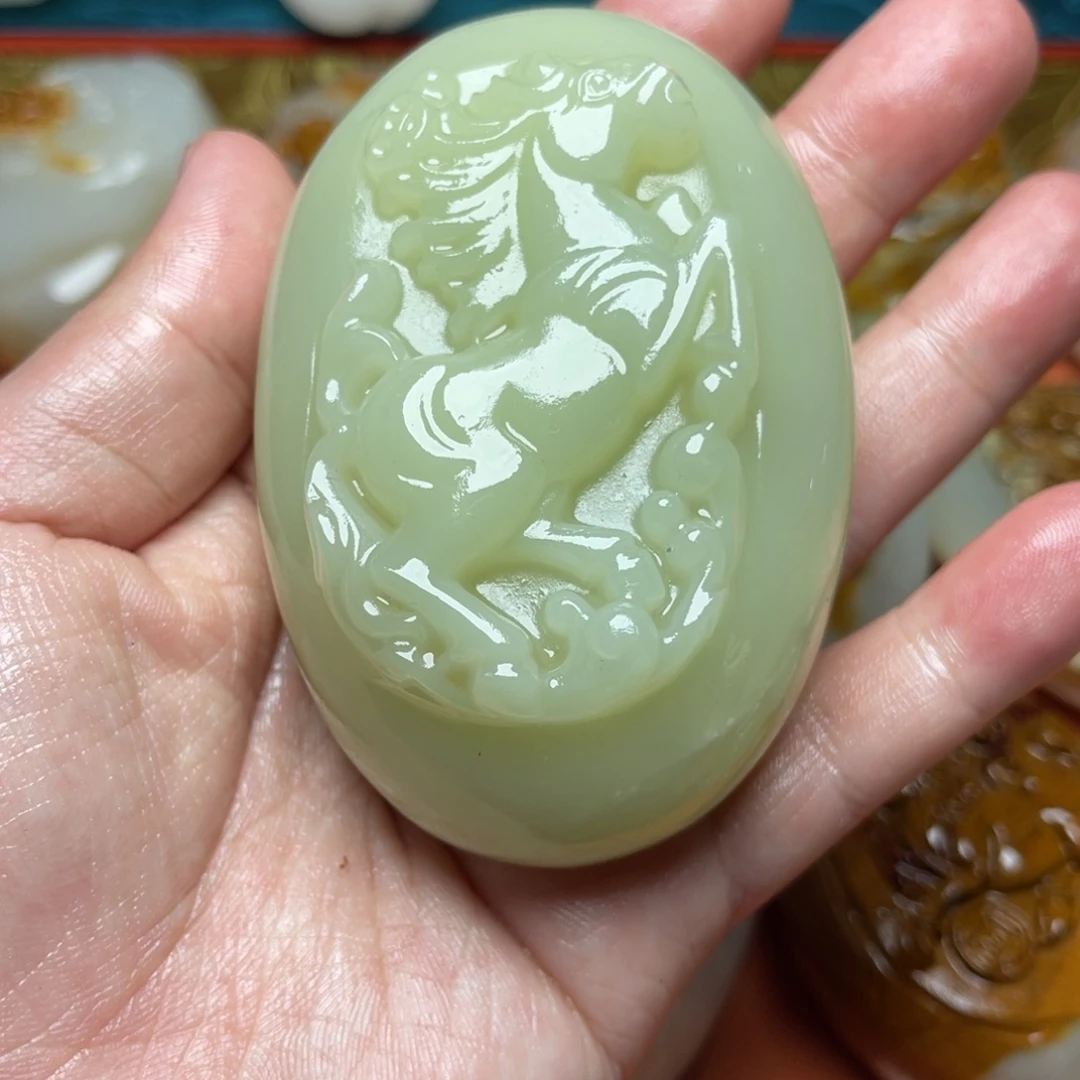 石材天然方解石手把件不退换