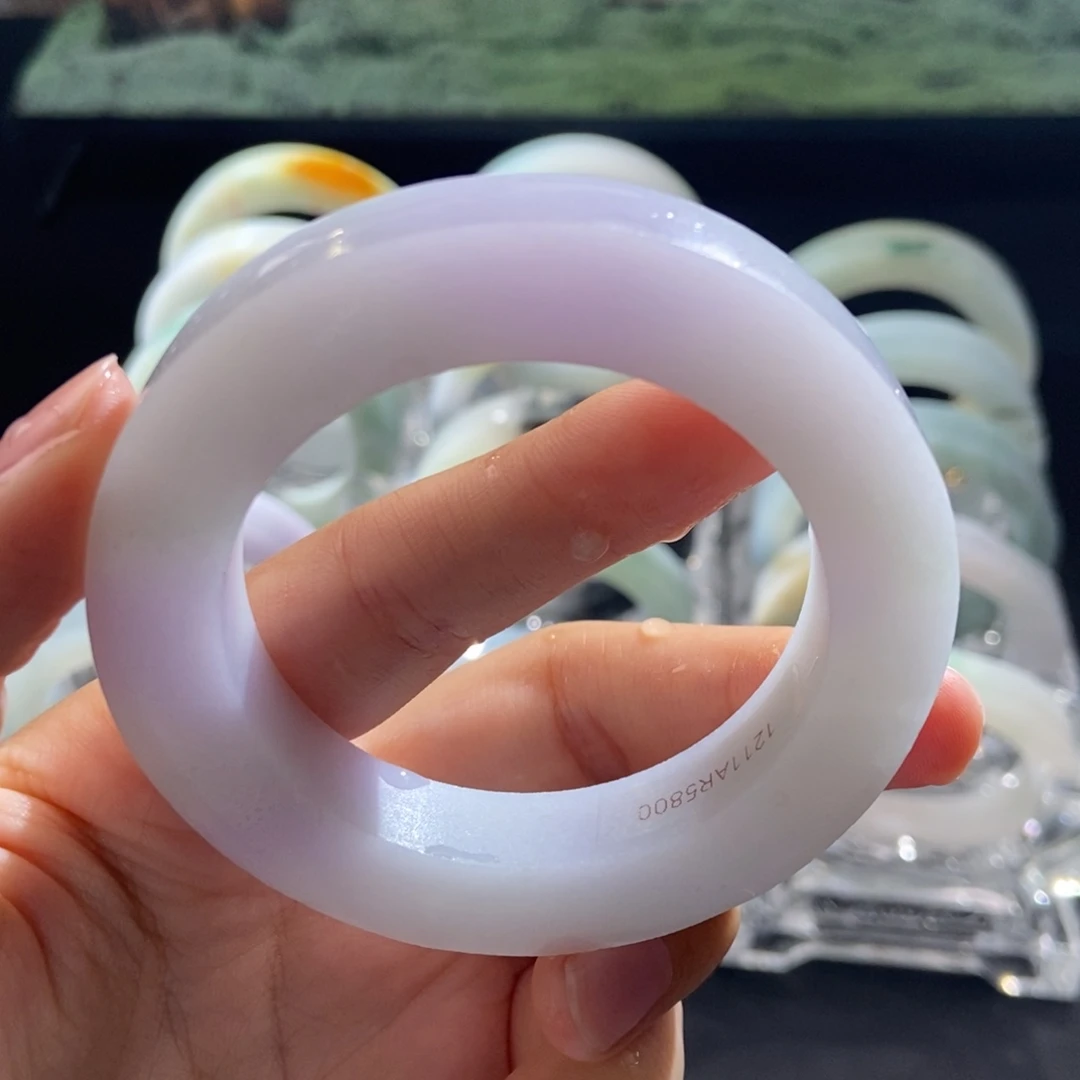 K***月定制翡翠未镶嵌翡翠手镯