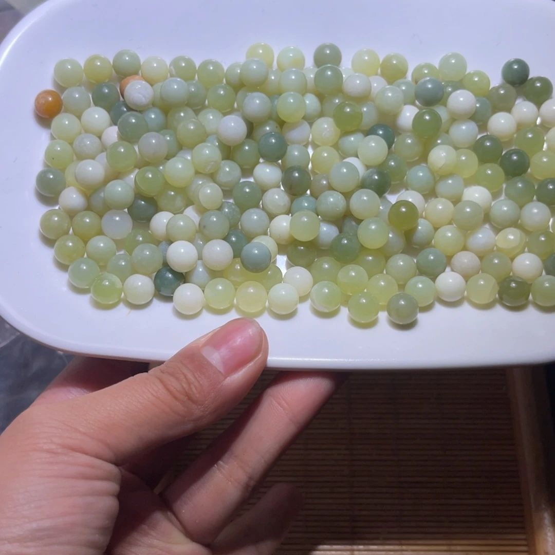 未镶嵌和田玉（糖玉）挂件