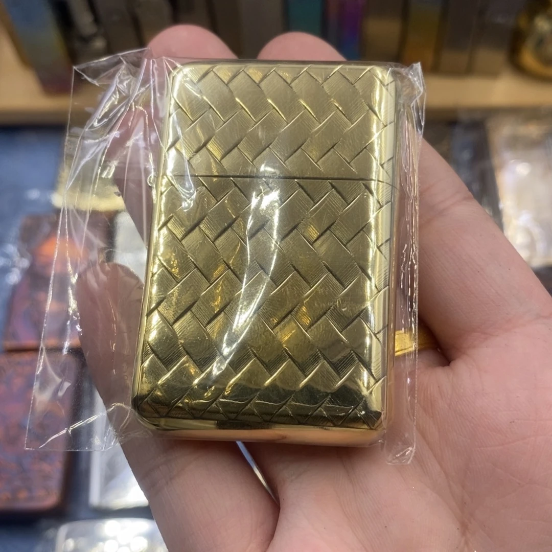 战壕790浮雕编织纹打火机