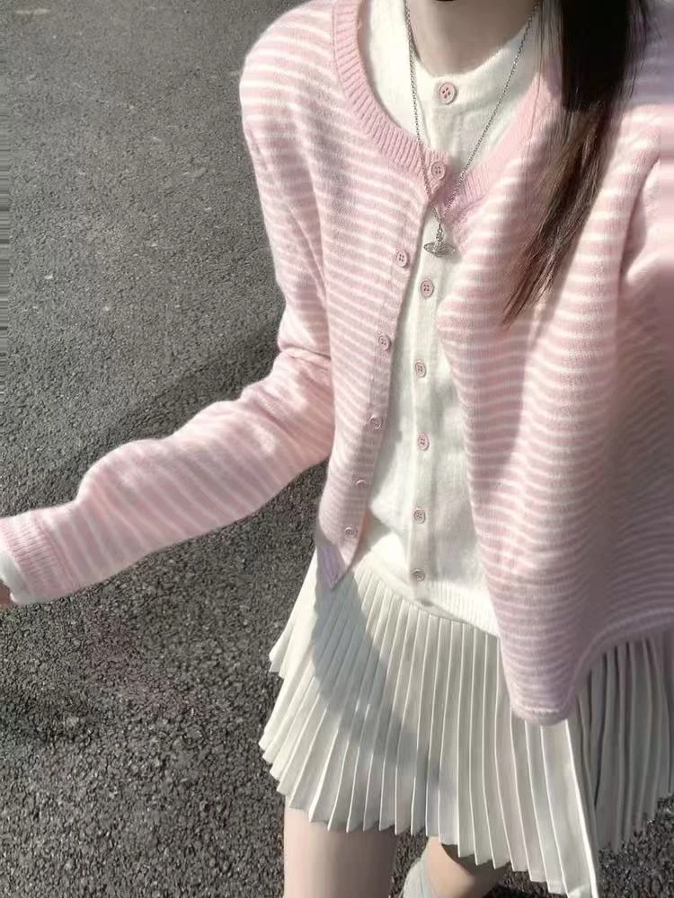 巨好看的条纹针织开衫外套女早秋韩系穿搭chic别致假两件拼色上衣
