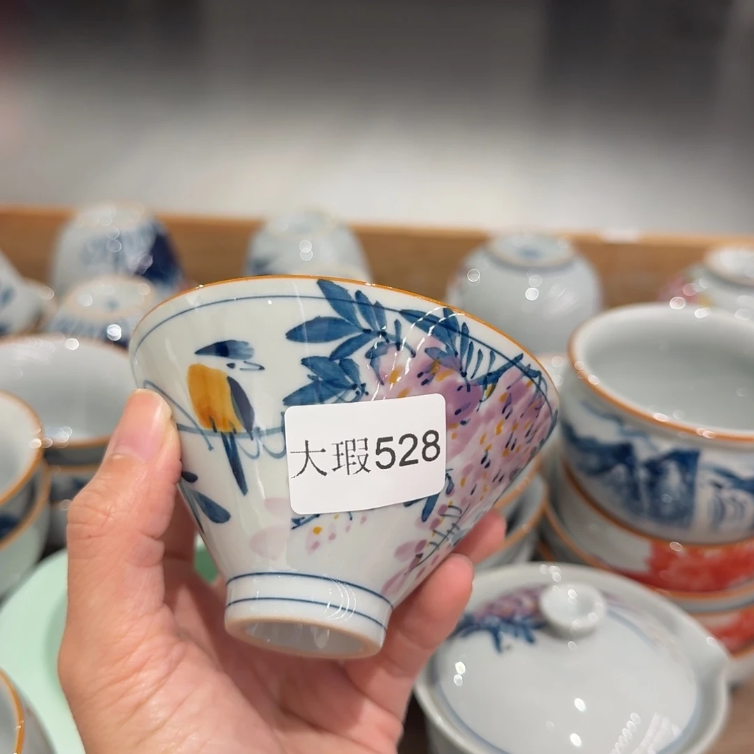 釉下手绘茶具微瑕