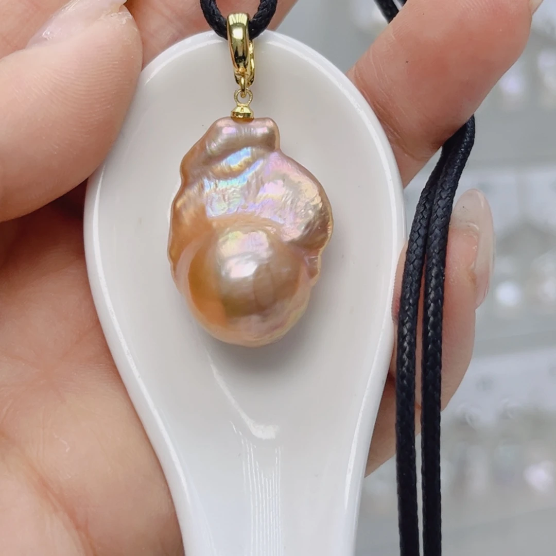 颈饰淡水珍珠未镶嵌