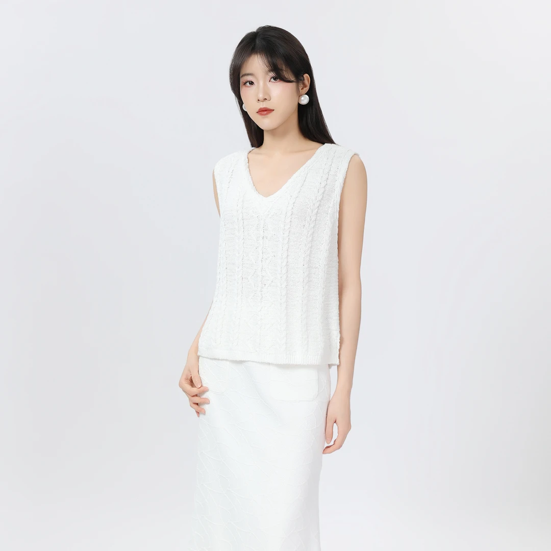 AMASS/阿玛施一秒入夏肌理感马甲针织百搭V领时尚背心马夹538073