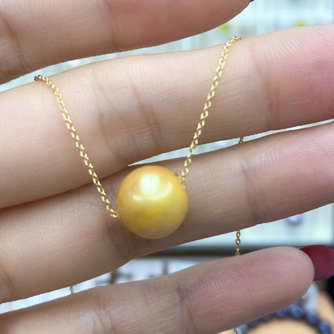 颈饰18K金镶嵌淡水珍珠