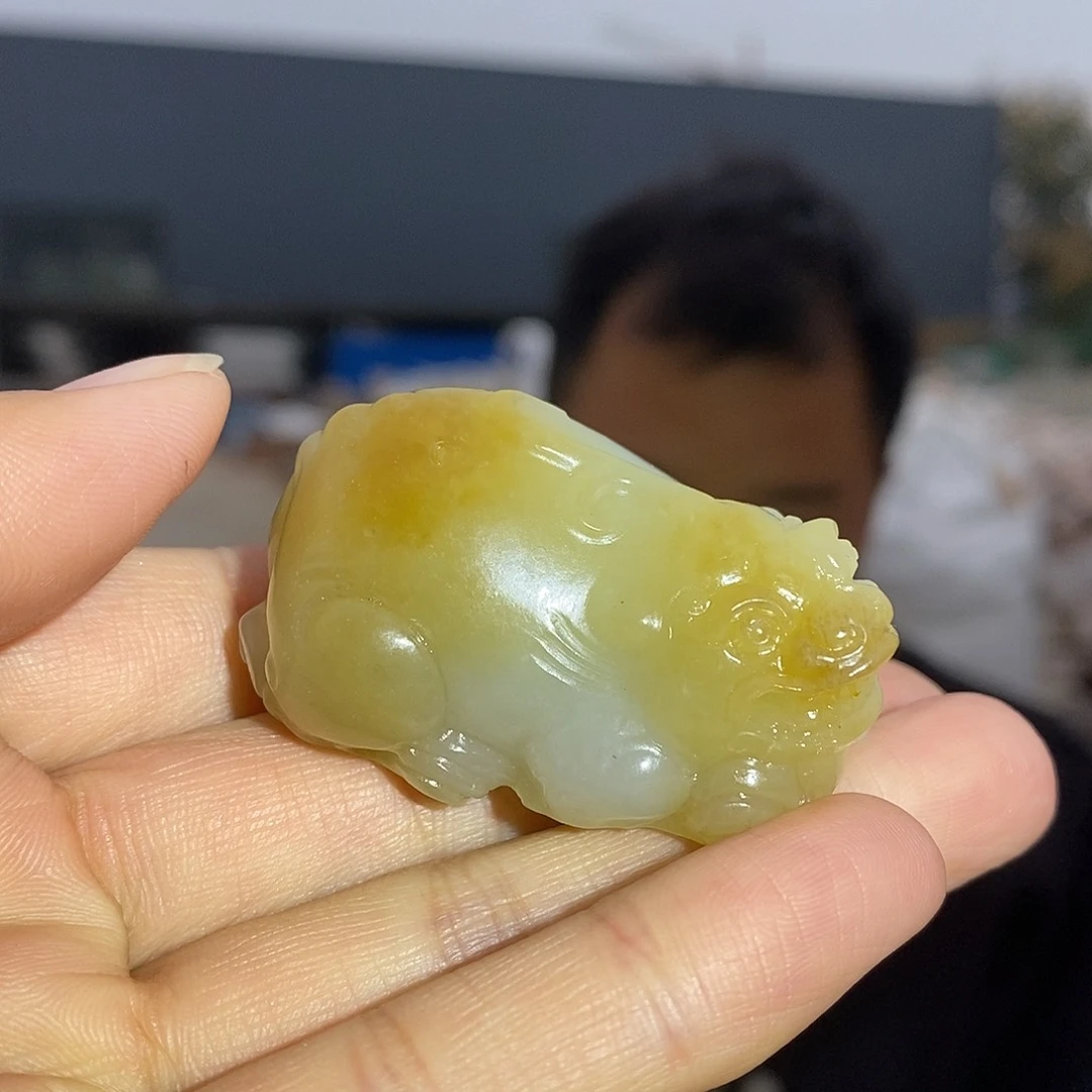 颈饰未镶嵌和田玉貔貅