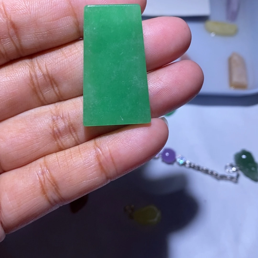 颈饰未镶嵌翡翠3****7