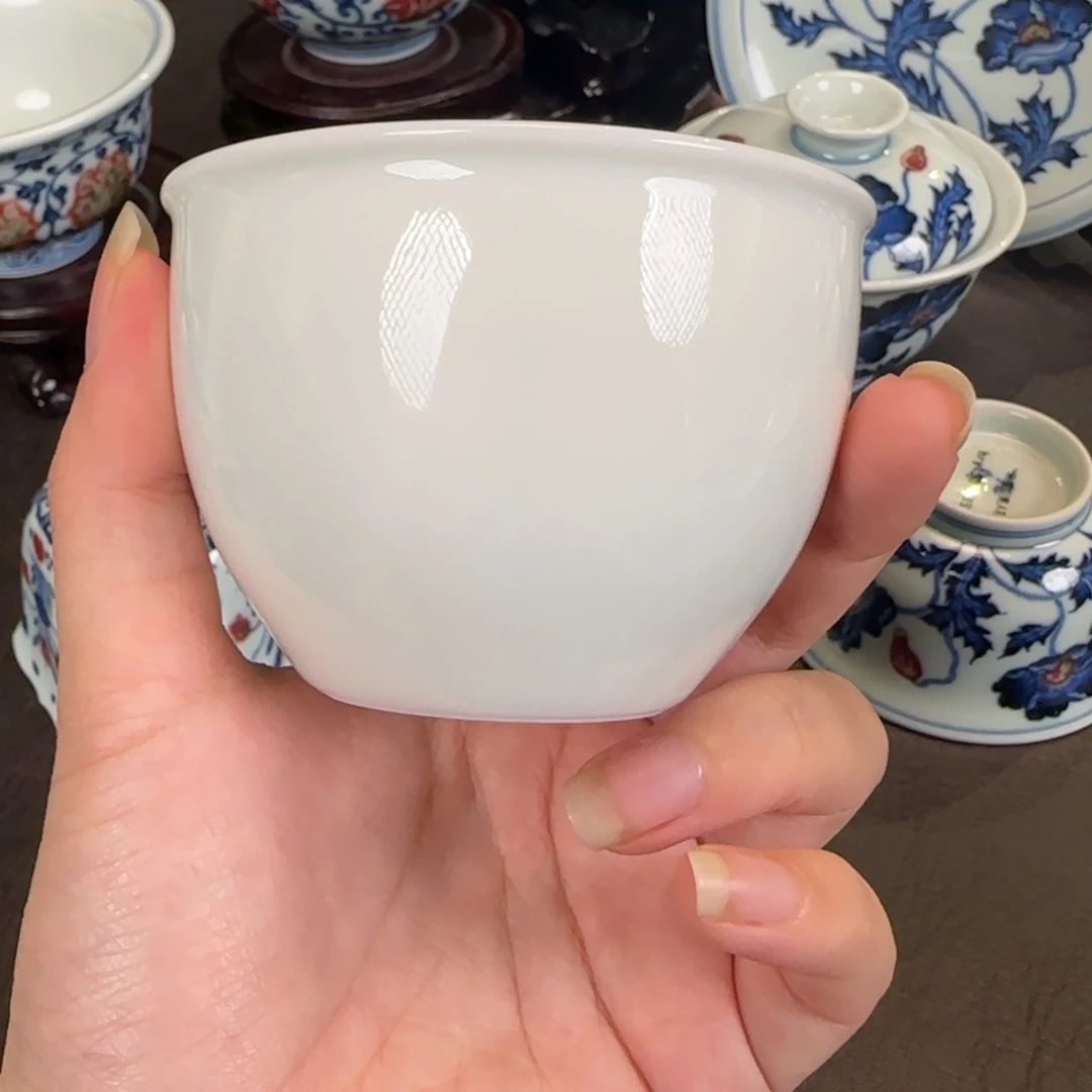 景德镇白胎缸杯主人杯