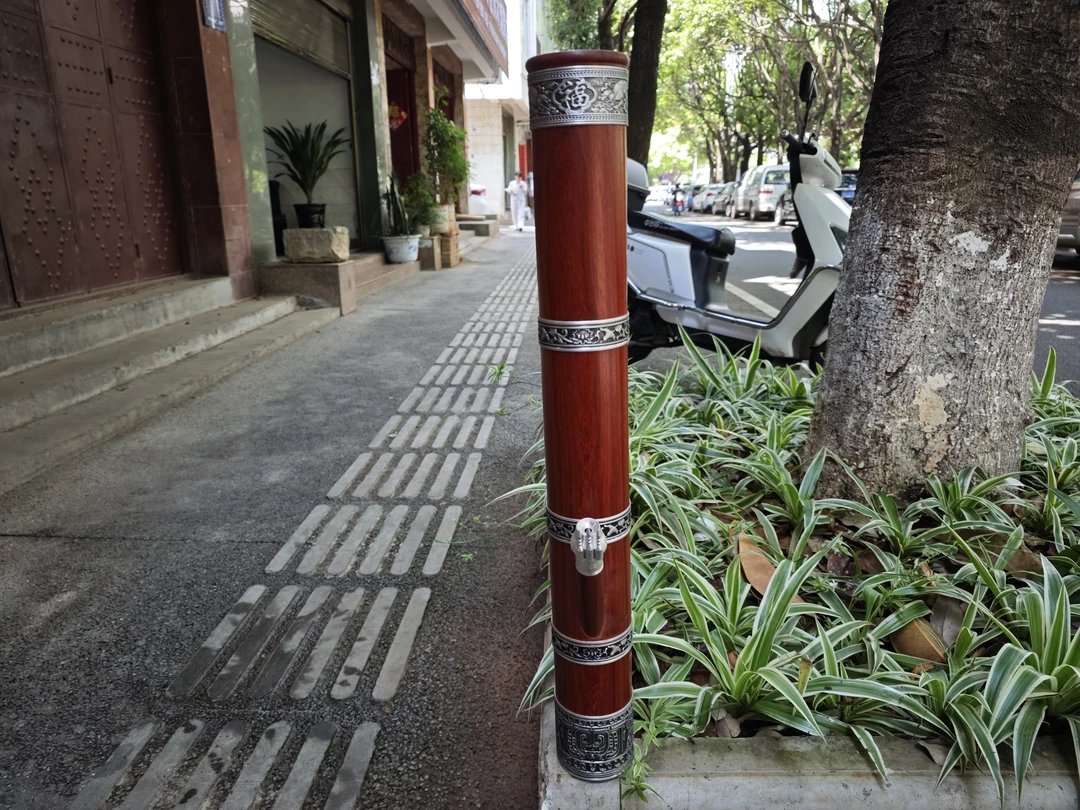 红花梨大号带内箍云南水烟筒男士精致工艺品