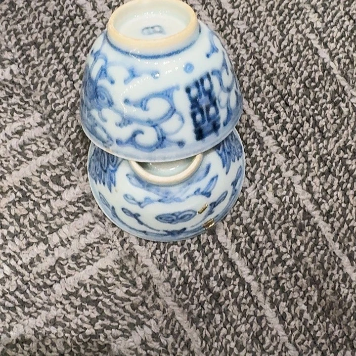 留***名杯子局定杯子一对有瑕疵