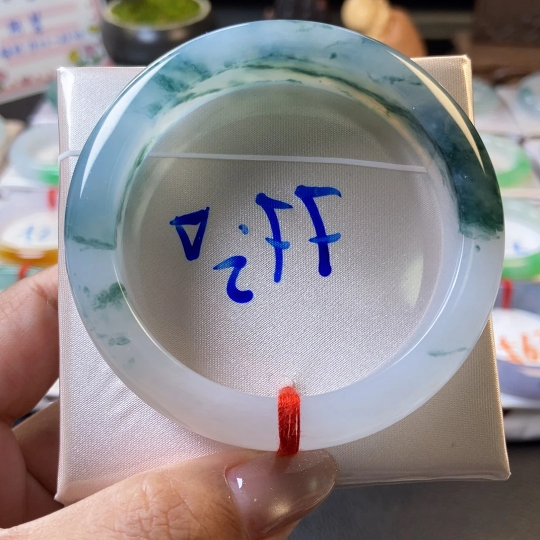 翡翠未镶嵌手镯39半山水飘花