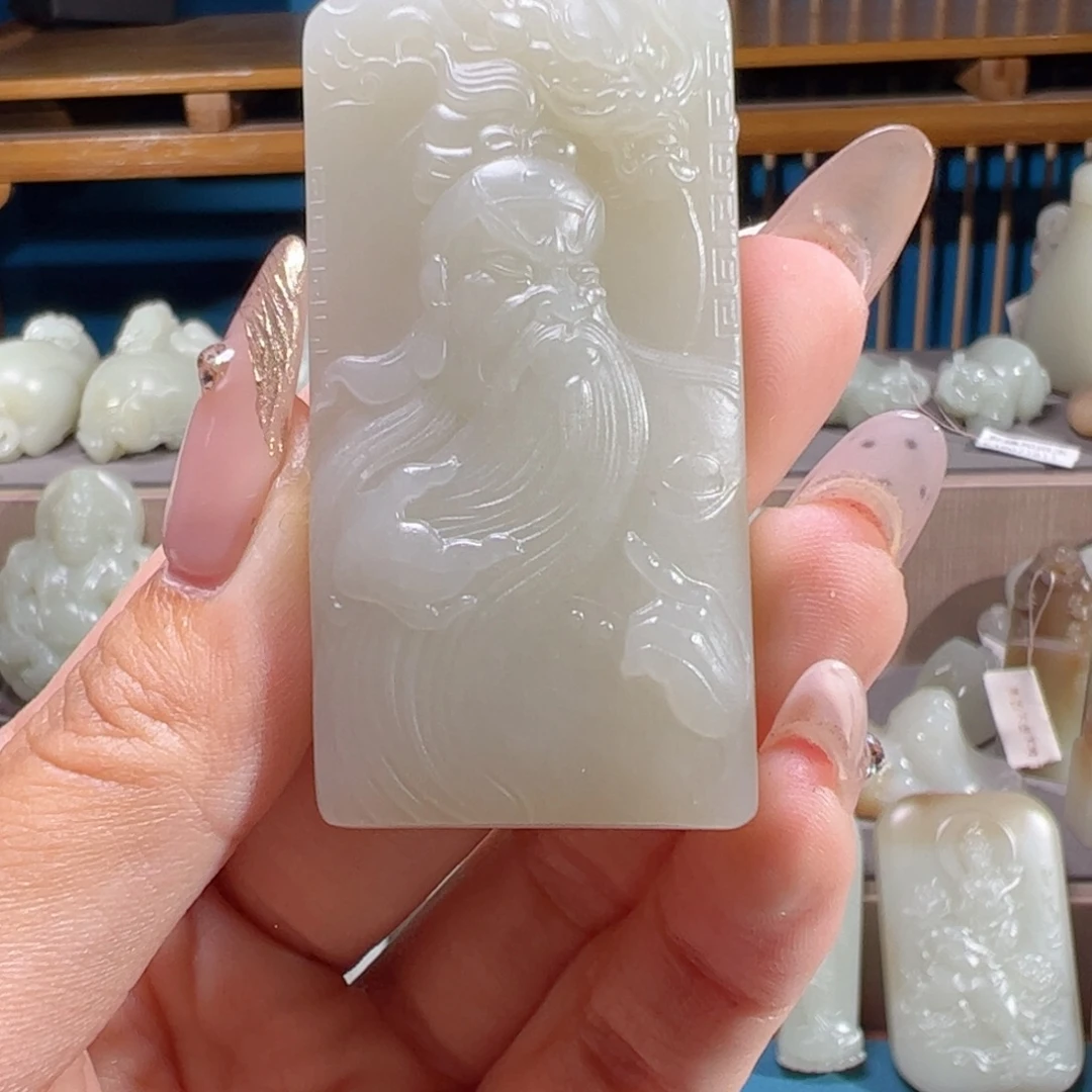 和田玉（糖玉）未镶嵌颈饰