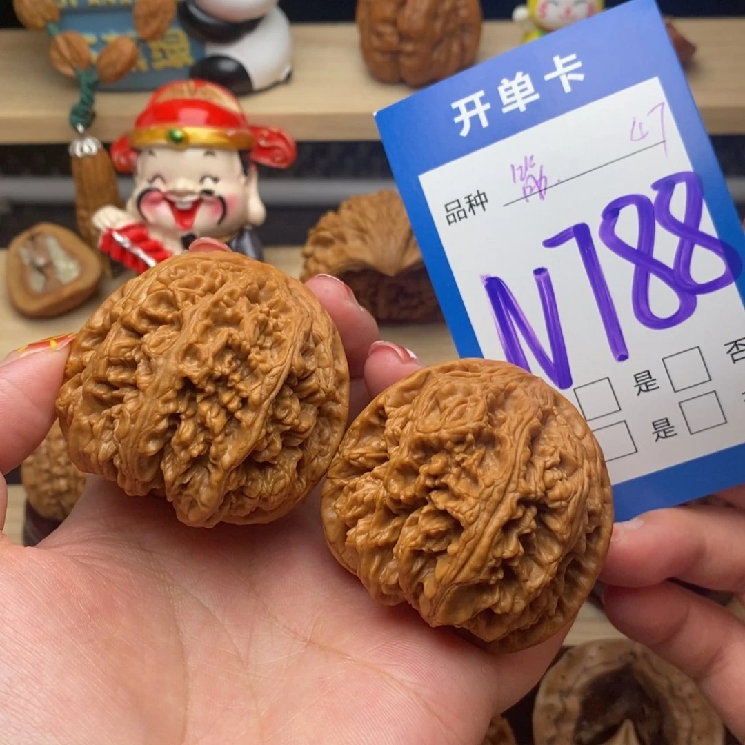 文玩核桃把件粗筋