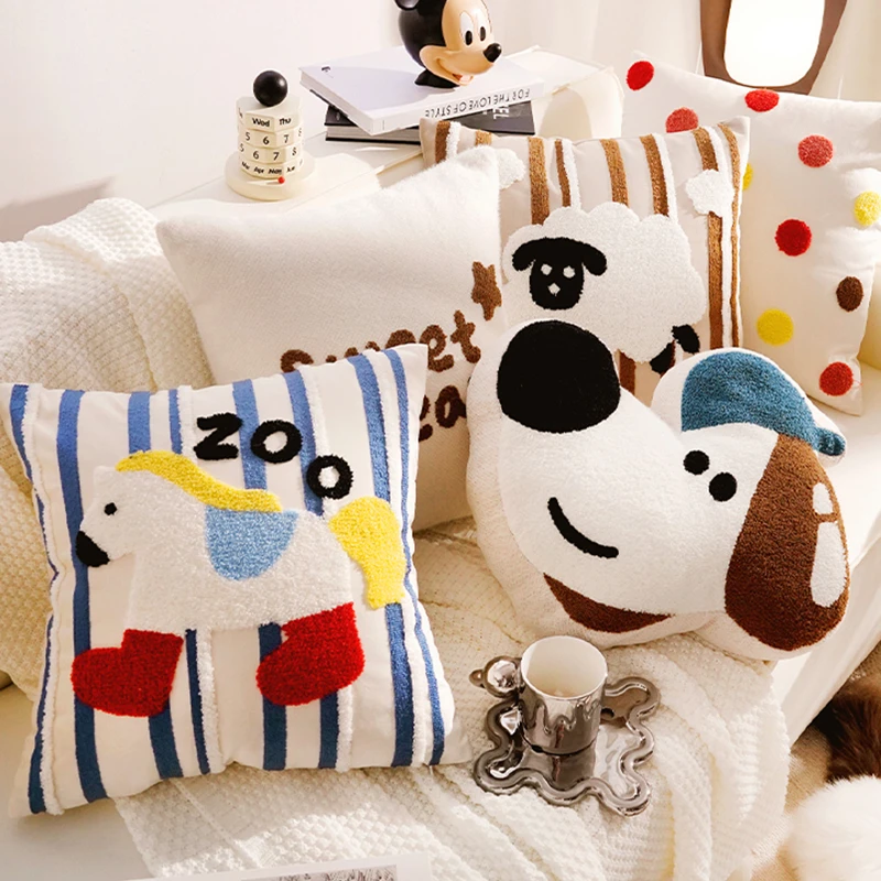 多巴胺可爱简约卡通客厅沙发抱枕儿童房飘窗靠枕ins含芯床上靠垫