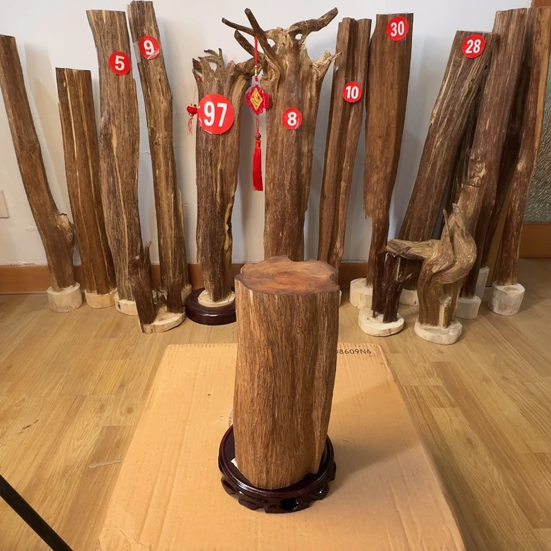 沉香碎屑沉香原材料