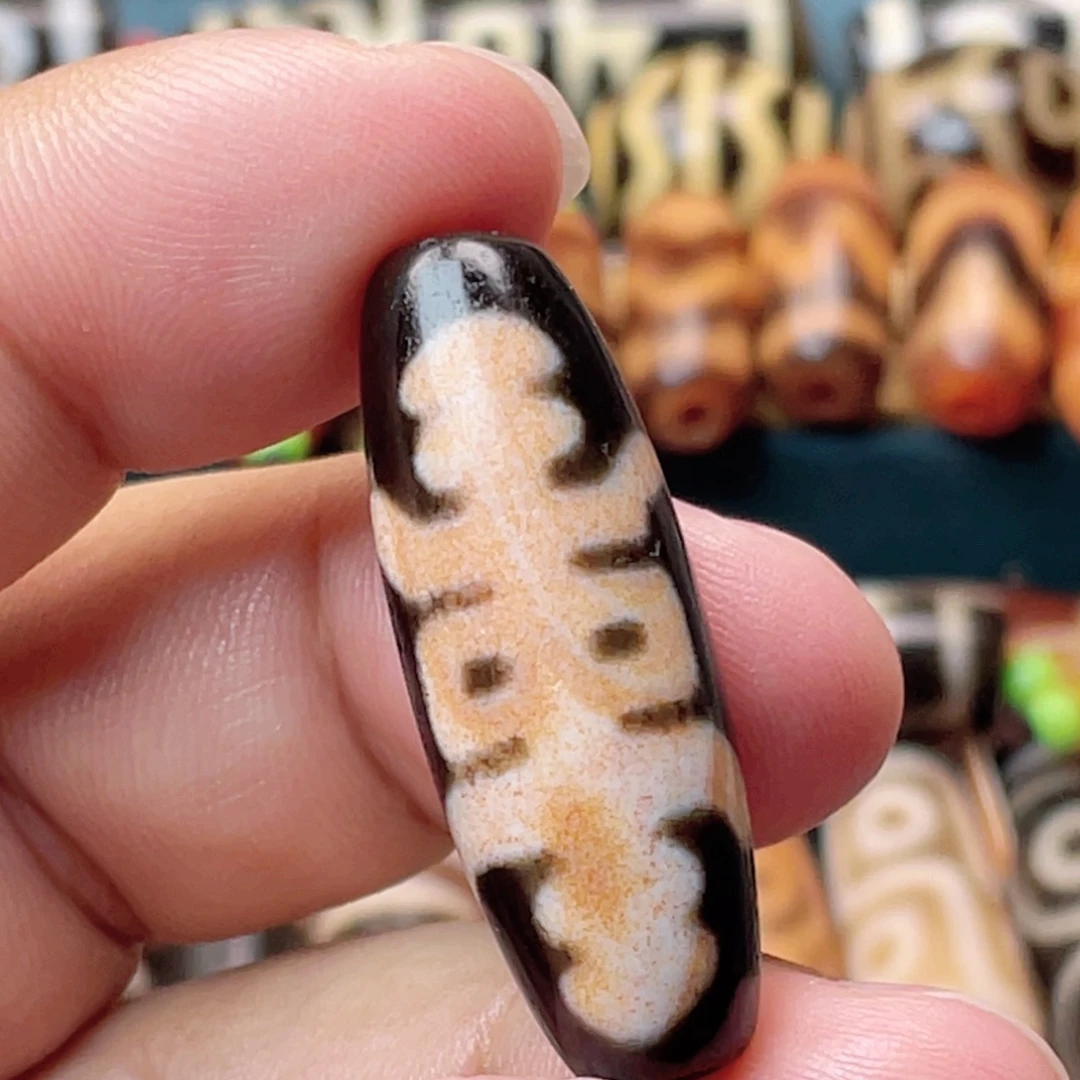 玛瑙/玉髓未镶嵌颈饰满朱砂福寿