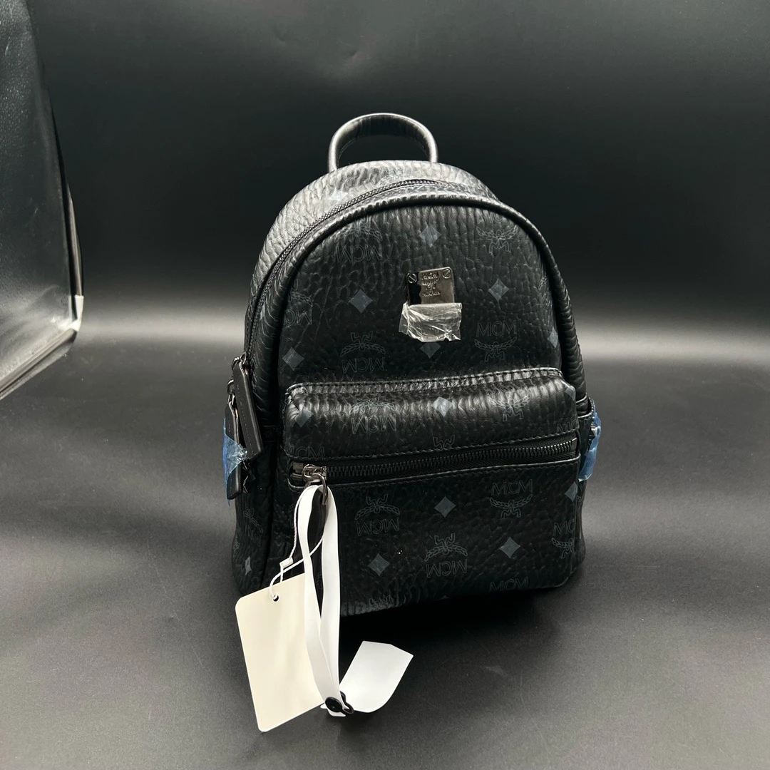 99新 maje （jp）508 MCM 黑色logo铆钉双肩包 均码